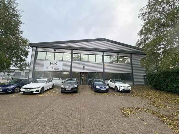 Modern Office Suite in Connections Business Park