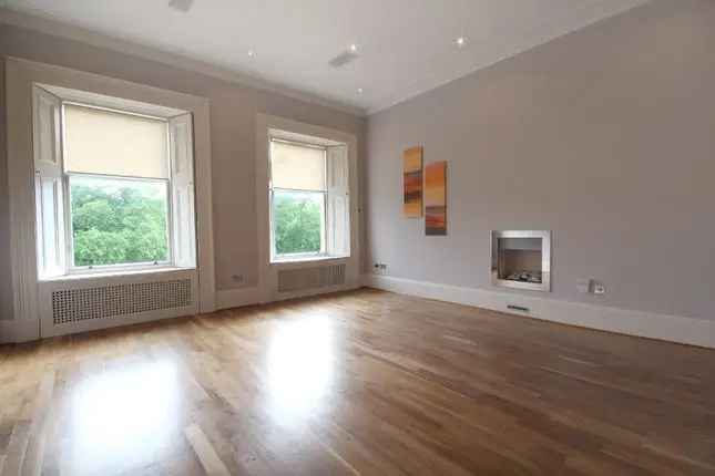 Flat to rent in Park Circus, Glasgow G3