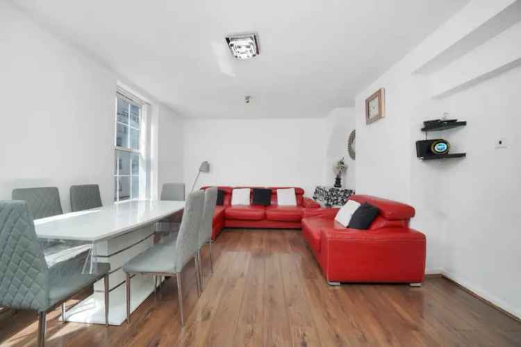 3 Bedroom Flat near Spitalfields Market