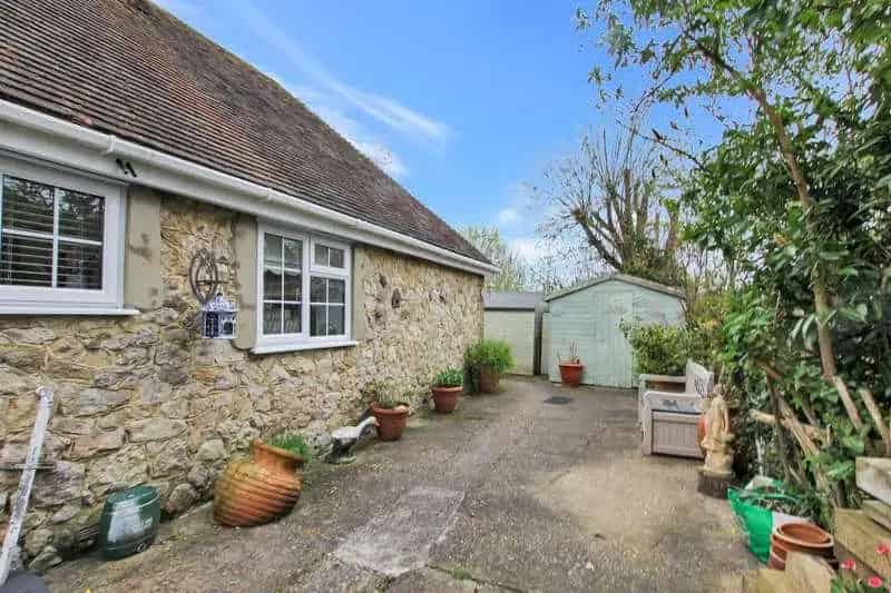 2 Bed Village Home For Sale - Conservatory, Garden Parking