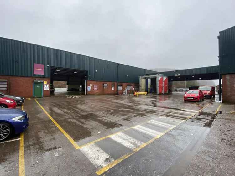 Large Warehouse & Yard To Let - Cardiff