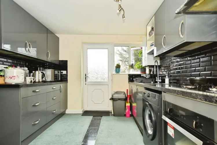 Three Bedroom Semi-Detached Home in Walcot