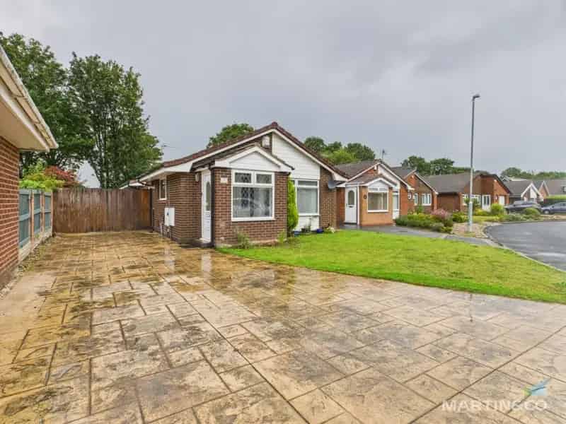 3 Bedroom Detached Bungalow For Sale in Spital