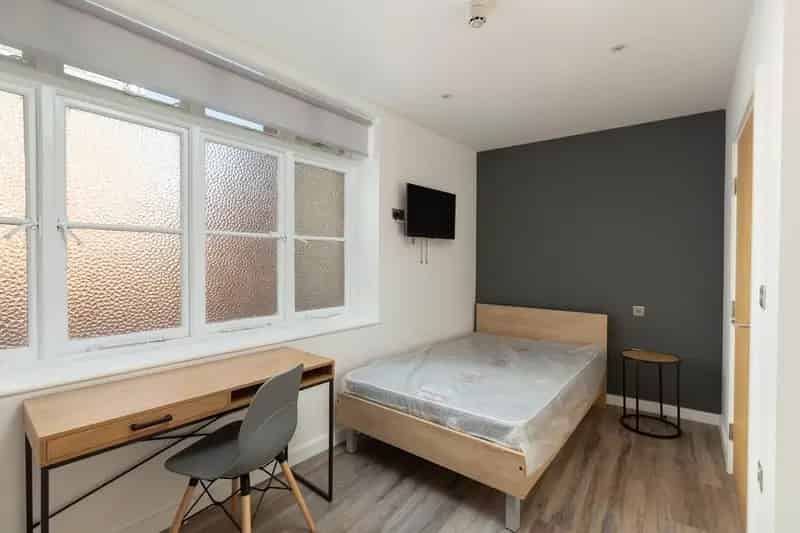 1 Bedroom Flat to Rent