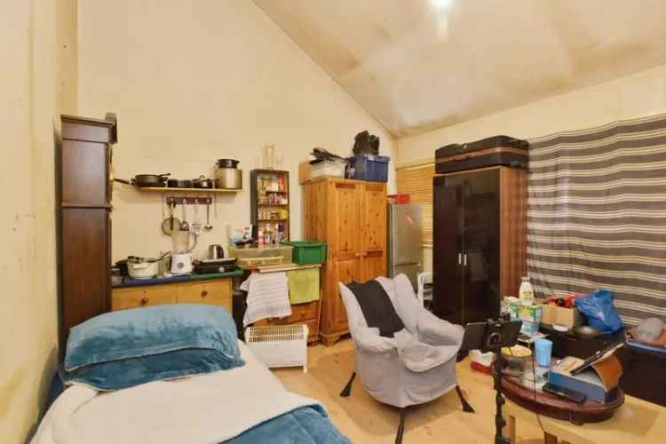 Licensed HMO Milton Keynes 5 Bedrooms High Yield Investment