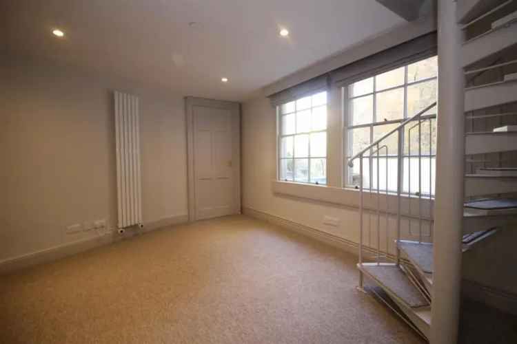 1 Bedroom Apartment St James's Square Grade I Listed Renovated