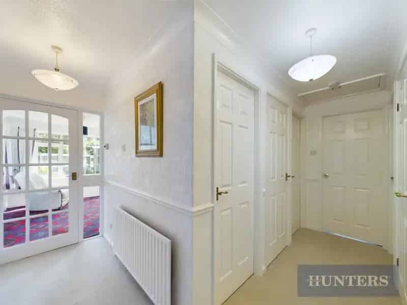 3 Bedroom Detached Bungalow for Sale in Sandsacre Bridlington