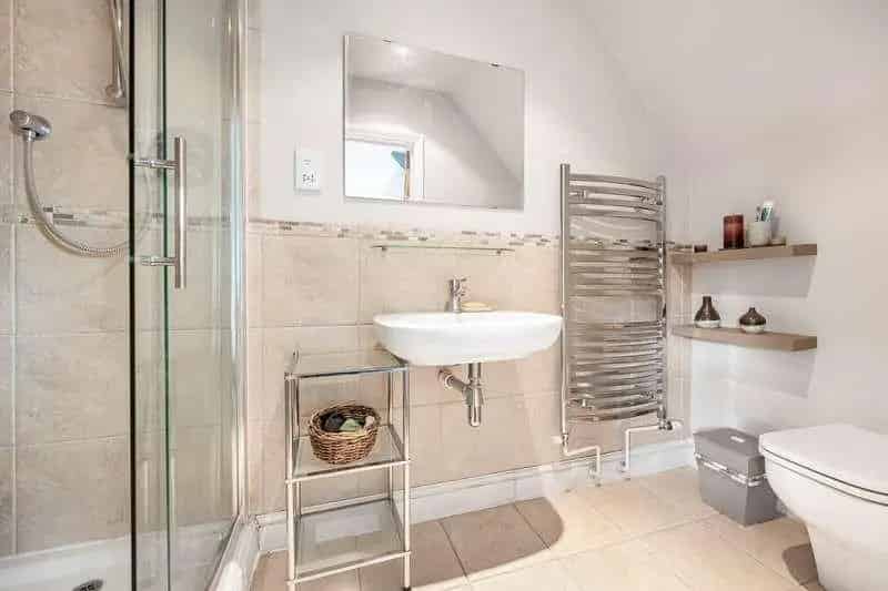 4 Bed Grade II Listed House South Woodchester