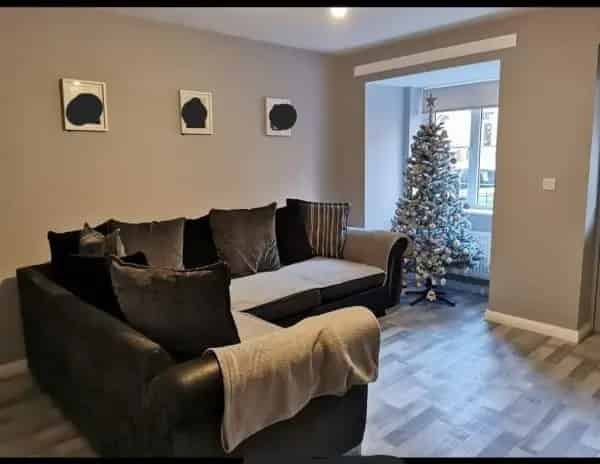 2 Bed New Build House Near Schools and Transport