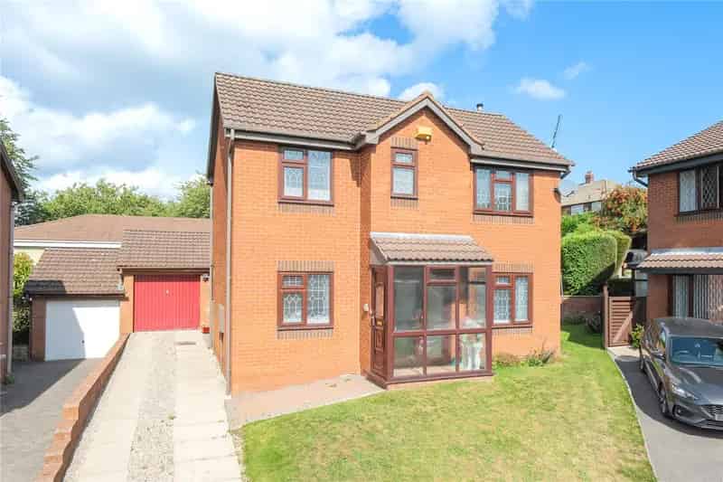 House For Sale , Leeds, England