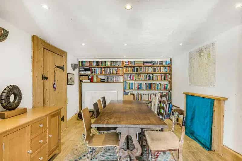 4 Bed House with Annex Stunning Views Eco Features