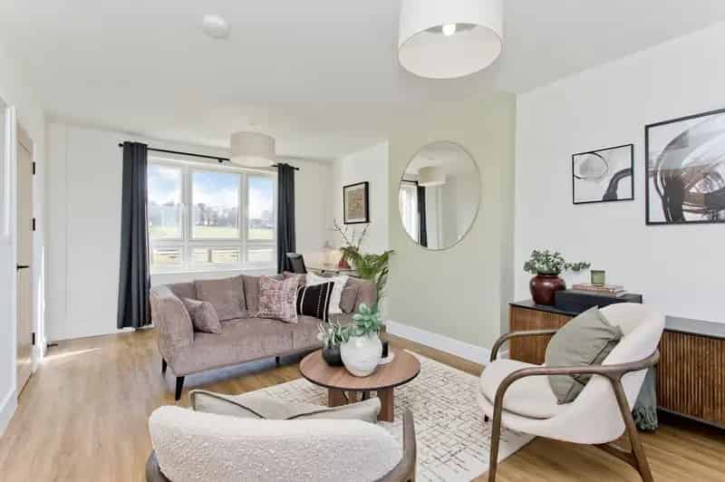 4 Bedroom Detached House for Sale Near Edinburgh