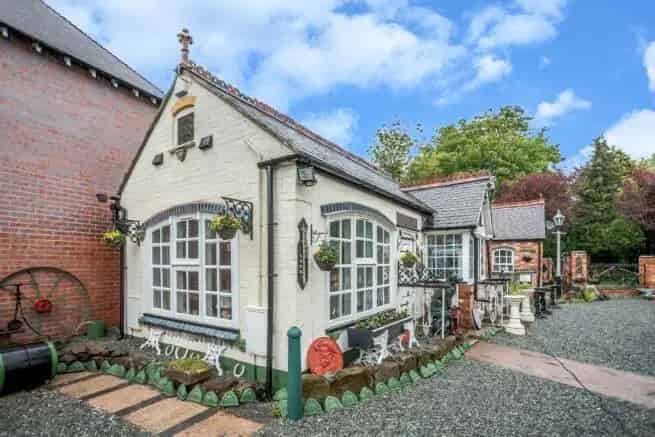 2 Bedroom House for Sale