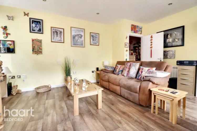 2 Bedroom Apartment for Sale in Bedford Town Centre