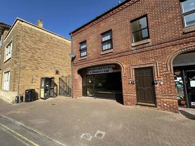 Cromer Retail Unit 668 sq ft Flexible Space