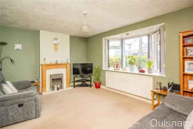 3 Bed House for Sale Catshill - Garage, Garden, M5 & M42 Access