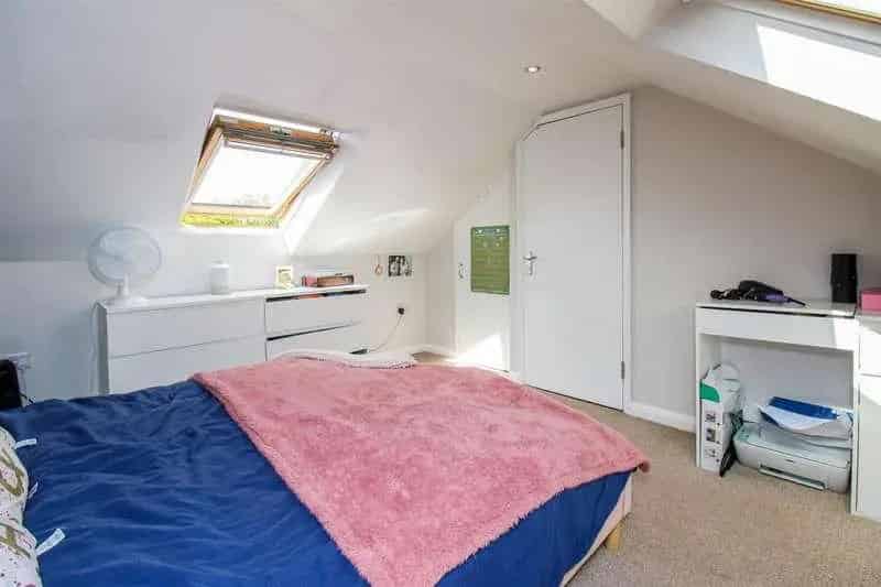 3 Bed House for Sale Convenient Location Parking Garden