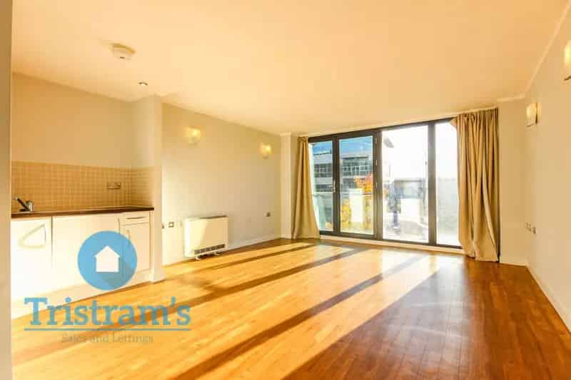 1 Bedroom City Centre Apartment Near Hockley