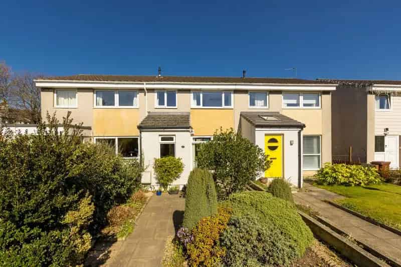 3 Bedroom Terraced House for Sale in Edinburghs Grange