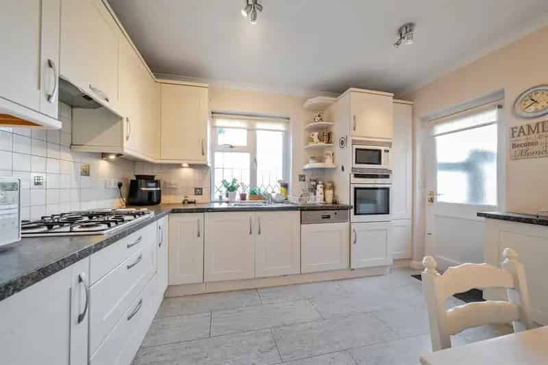 4 Bedroom Detached House for Sale Near Surbiton Golf Club