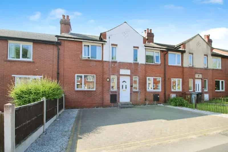 3 Bedroom Mid Terrace House for Sale Morley West Yorkshire