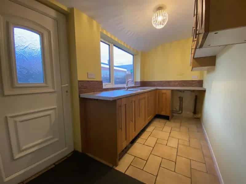 3 Bed Mid Terraced House For Sale
