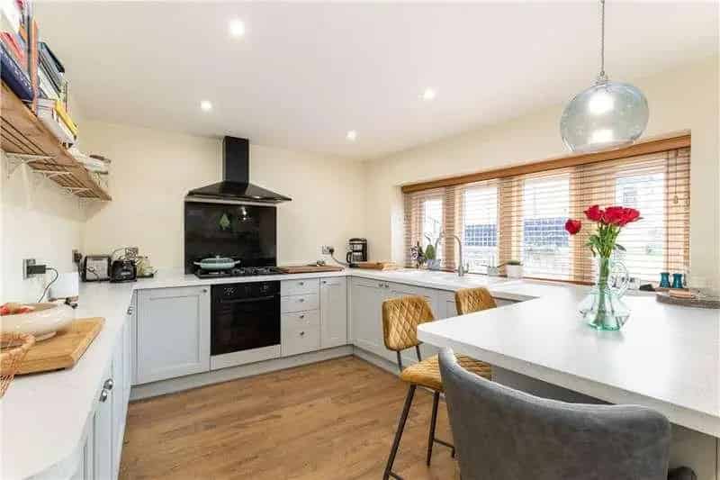 3 Bed Detached House for Sale in Ilkley