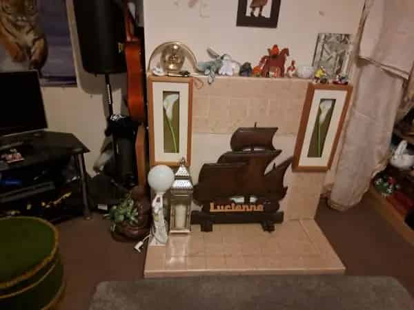 Large 2-Bedroom House with Garden and Shed