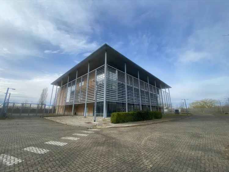 22000 sq ft Office Space Cambridge Research Park