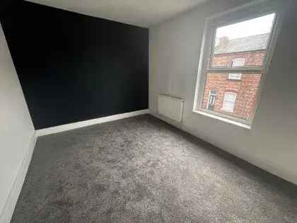 2 Bedroom House Manchester Ladybarn Newly Refurbished