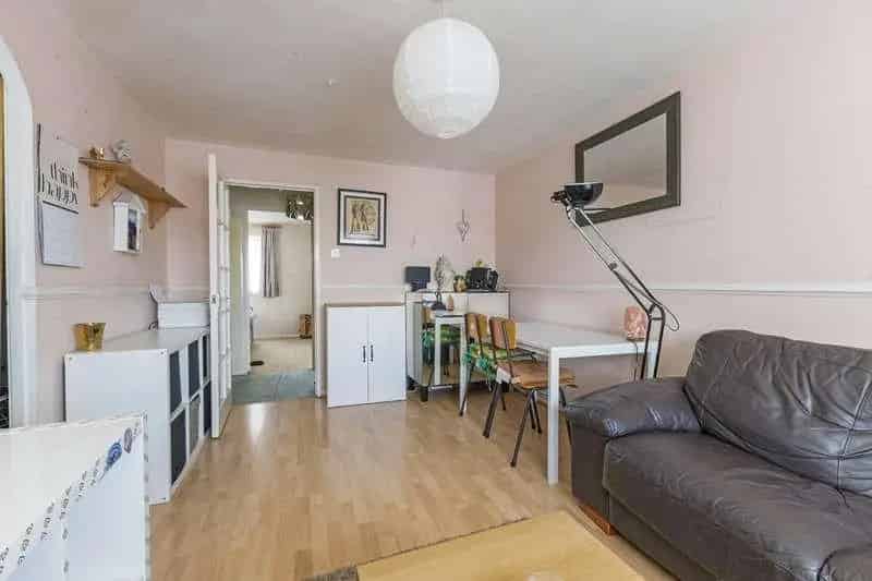 1 Bed Flat for Sale near Burnham Station and M4