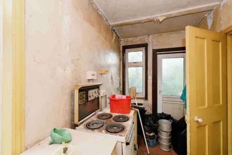 Three Bedroom Bungalow Hoddesdon Refurbishment Potential