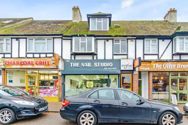 Flat For Sale , Limpsfield Road, London, England