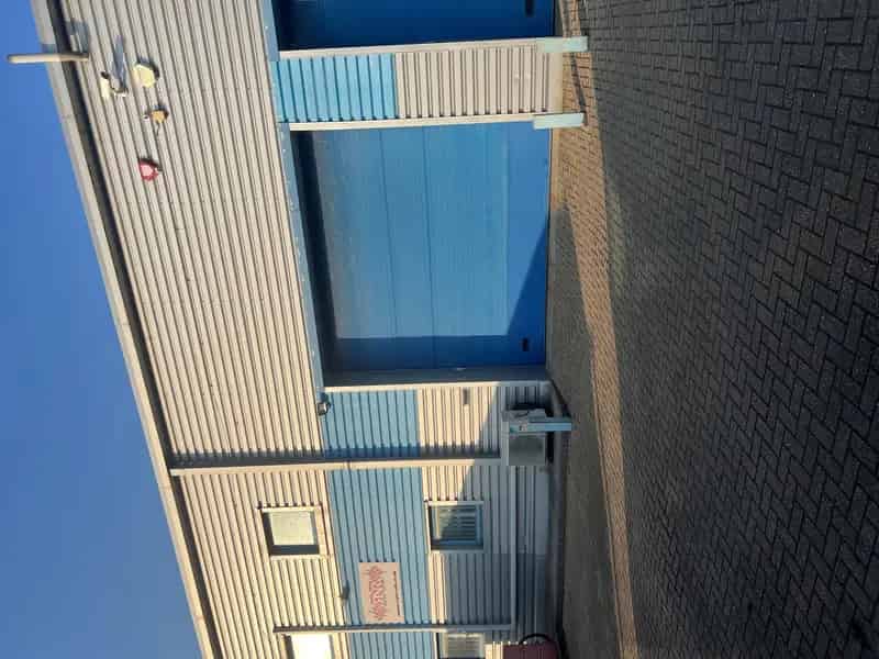 Commercial property For Rent , Riverview, Guildford, England
