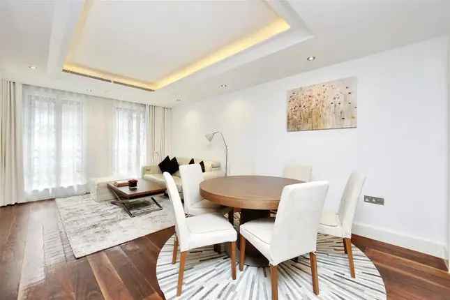 Flat for sale in Lancelot Place, London SW7