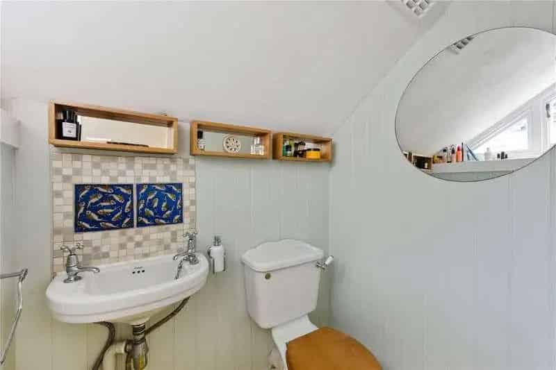 2 Bed Flat for Sale in Barnsbury Conservation Area