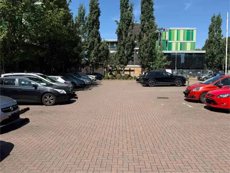1 Bedroom Apartment House to Rent Near Amenities