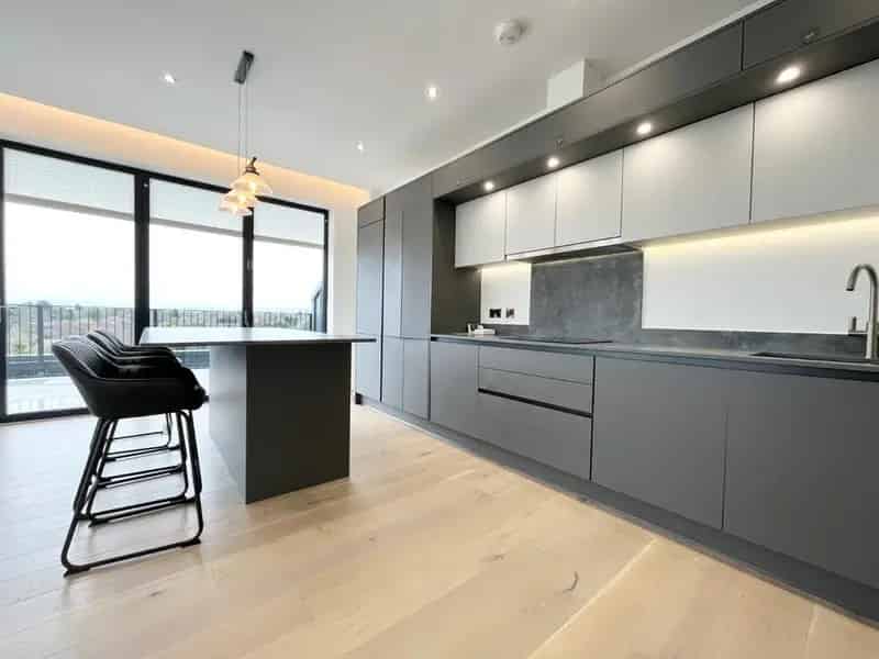 3 Bedroom Flat to Rent