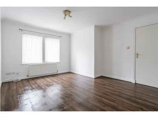 3 Bedroom End Terrace House for Sale