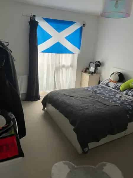 Spacious 1-Bedroom Flat near Chichester Town Centre