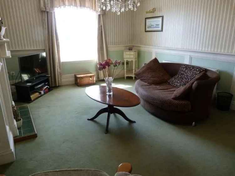 2 Bed Flat Ramsgate Sea Views Harbour Parade