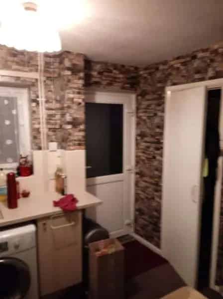 Spacious End Terrace House with Large Garden and Ample Storage