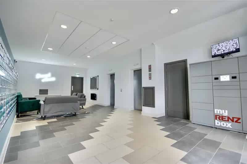 1 Bedroom Studio Apartment Portsmouth City Centre