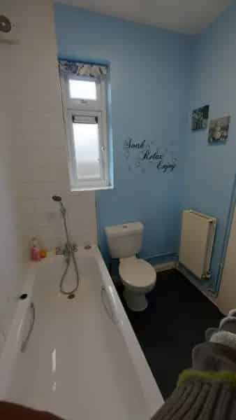 2 Bedroom Maisonette Near Blackhorse Road and Walthamstow Central