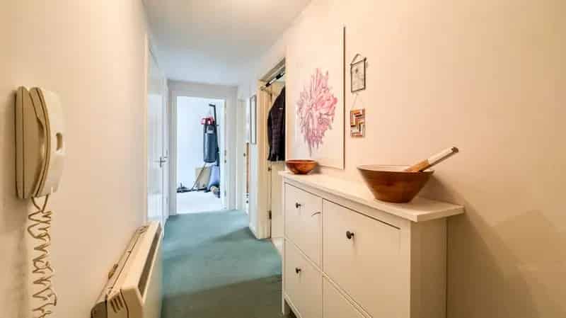 2 Bedroom Flat To Let April 27th