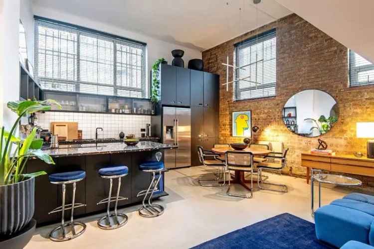 2 Bedroom Flat for Sale in Hackney