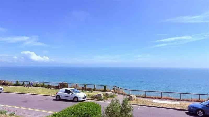 3 Bed Flat for Sale in Canford Cliffs with Panoramic Sea Views
