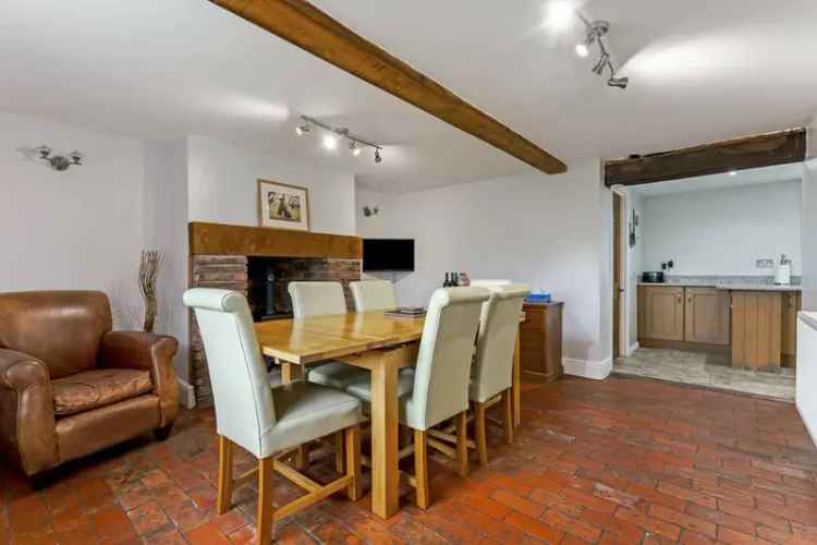 Equestrian Home with Cottage and Stables