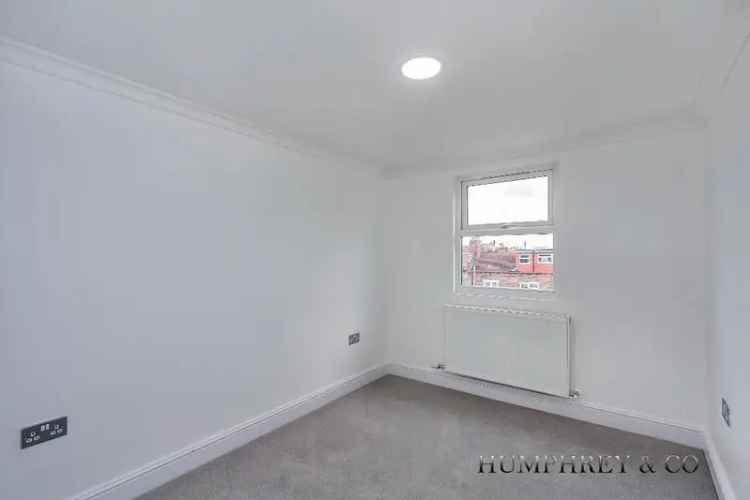 4 Bedroom Terreced House to Rent