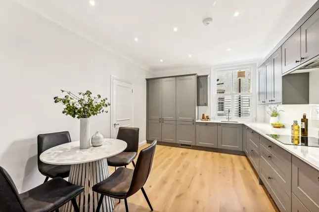 Flat for Rent in St Georges Court South Kensington SW7